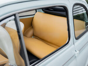 Image 22/26 of FIAT 500 D (1964)