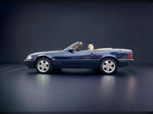 Afbeelding 3/22 van Mercedes-Benz SL 500 (2000)