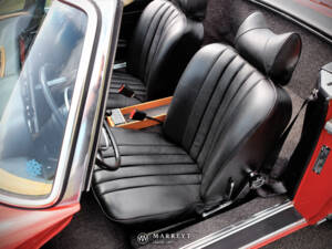 Image 38/70 of Mercedes-Benz 280 SL (1969)