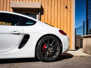 Image 7/50 of Porsche Cayman S (2013)