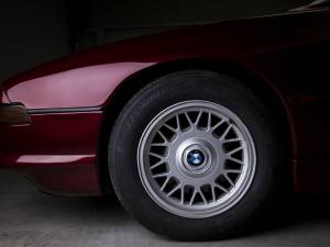 Imagen 25/29 de BMW 840Ci (1993)