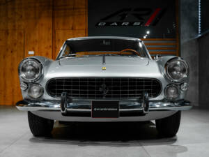 Imagen 3/43 de Ferrari 250 GT&#x2F;E (1963)