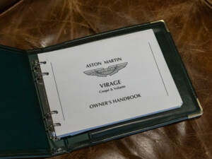 Image 57/100 of Aston Martin Virage Volante (1992)