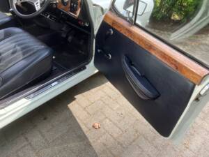 Immagine 15/39 di Vanden Plas 1300 (1972)