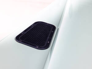 Image 25/36 of Land Rover Defender (2016)