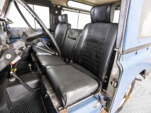 Image 14/50 of Land Rover 88 (1979)
