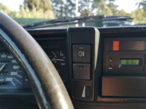 Image 11/45 of Alfa Romeo 75 1.8 (1987)