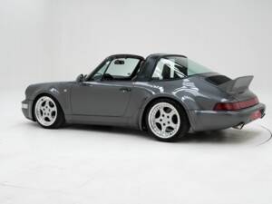 Image 4/15 of Porsche 911 Carrera 2 (1990)