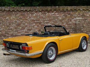 Immagine 12/50 di Triumph TR 6 (1971)