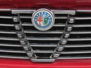 Image 13/100 de Alfa Romeo Giulia 1600 GT Junior (1976)