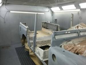 Image 18/22 of Land Rover 109 (1977)