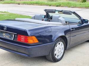 Image 15/43 of Mercedes-Benz SL 320 (1994)