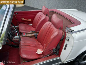 Bild 17/20 von Mercedes-Benz 280 SL (1970)