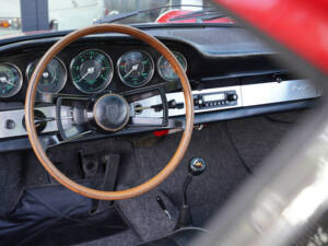 Image 38/50 of Porsche 912 (1966)