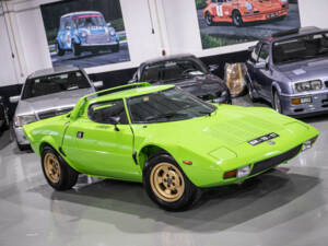 Imagen 2/44 de Lancia Stratos HF Stradale (1974)