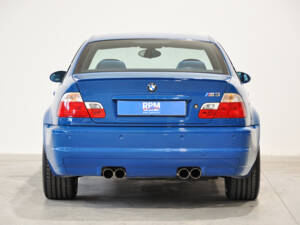 Image 28/45 of BMW M3 (2002)