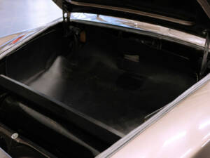 Image 21/23 of Volkswagen Karmann Ghia 1500 (1969)