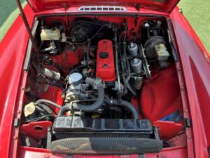 Image 34/40 of MG MGB (1979)