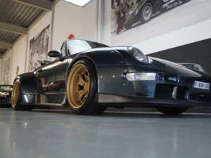 Image 20/50 of Porsche 911 Carrera RWB (1995)
