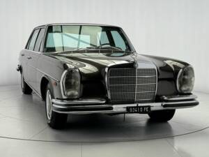 Bild 4/7 von Mercedes-Benz 300 SEL 3.5 (1971)