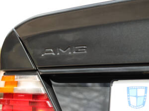 Bild 62/98 von Mercedes-Benz 300 E-24 (1992)
