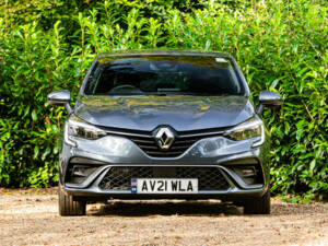 Immagine 6/33 di Renault Clio III 1.4 16V (2012)