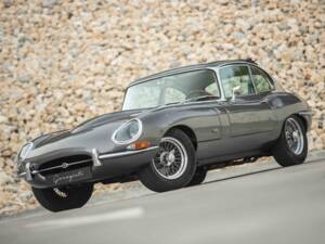 Immagine 17/88 di Jaguar E-Type (2+2) (1968)