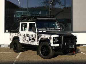 Immagine 16/25 di Land Rover Defender 110 Works V8 (2015)