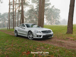 Image 2/43 de Mercedes-Benz SL 63 AMG (2008)