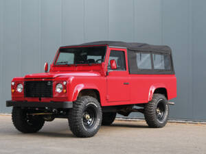 Image 16/38 of Land Rover 110 (1989)
