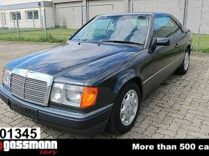 Image 1/15 of Mercedes-Benz 230 CE (1992)