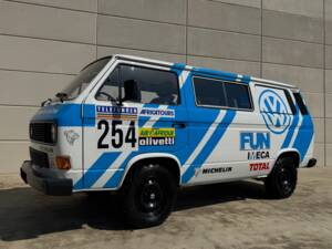 Bild 2/37 von Volkswagen T3 Caravelle 1.9 (1989)