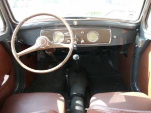 Image 16/19 of FIAT 500 C Belvedere (1953)