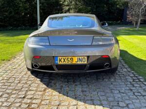 Afbeelding 10/49 van Aston Martin V12 Vantage (2009)