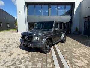 Immagine 2/30 di Mercedes-Benz G 500 (SWB) (2018)