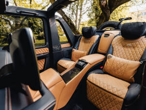 Immagine 77/99 di Mercedes-Benz Maybach G 650 Landaulet (2018)