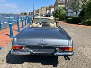 Immagine 33/39 di Mercedes-Benz 280 SL (1971)