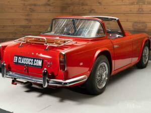 Immagine 6/19 di Triumph TR 4A IRS (1965)