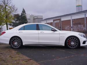 Image 4/7 of Mercedes-Benz S 65 AMG Coupé (2015)