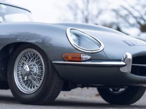 Image 23/59 de Jaguar Type E 4.2 (1966)