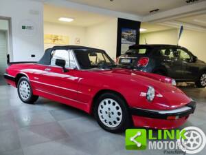 Image 3/10 of Alfa Romeo 2.0 Spider QV (1987)