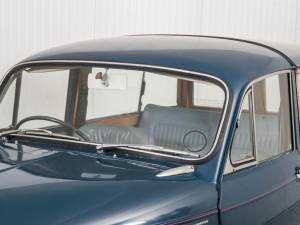 Image 31/50 de Morris Minor 1000 Traveller (1968)