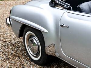 Image 13/24 of Mercedes-Benz 190 SL (1960)