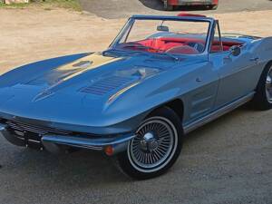 Image 9/33 of Chevrolet Corvette Sting Ray Convertible (1963)