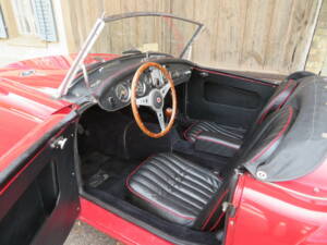 Image 8/19 of MG MGA 1600 (1962)