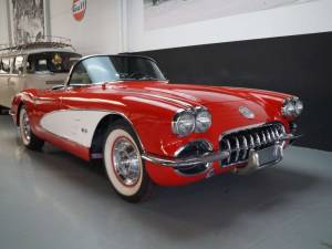 Bild 2/50 von Chevrolet Corvette (1958)