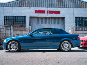 Imagen 2/37 de BMW 325Ci (2002)