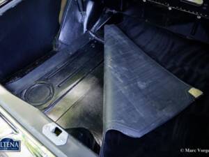 Image 52/52 de Mercedes-Benz 220 SE b (1963)