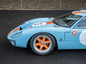 Image 5/32 of Ford GT40 (1965)