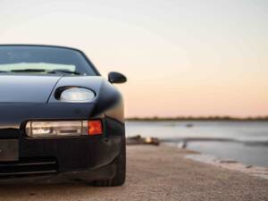 Image 13/63 of Porsche 928 GTS (1994)